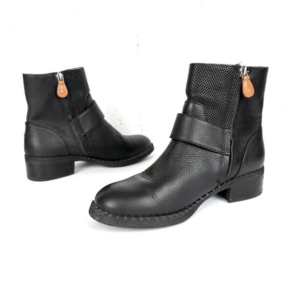 Gentle Souls by Kenneth Cole Binta Slit Moto Bootie 2 Black Leather Size 6.5 - Picture 7 of 10